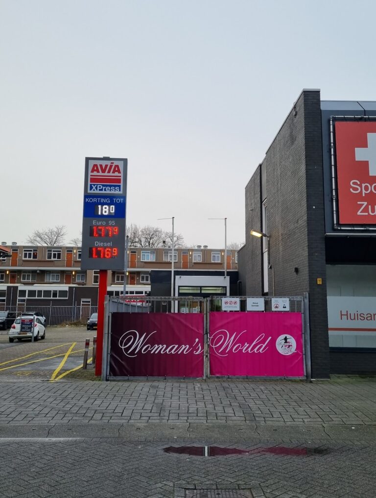 Woman's World 2.0 Fitness