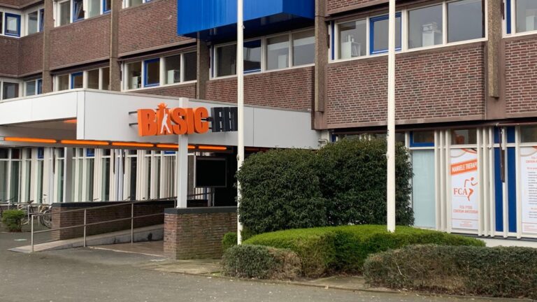 Basic-Fit Amsterdam Baarsjesweg 24/7