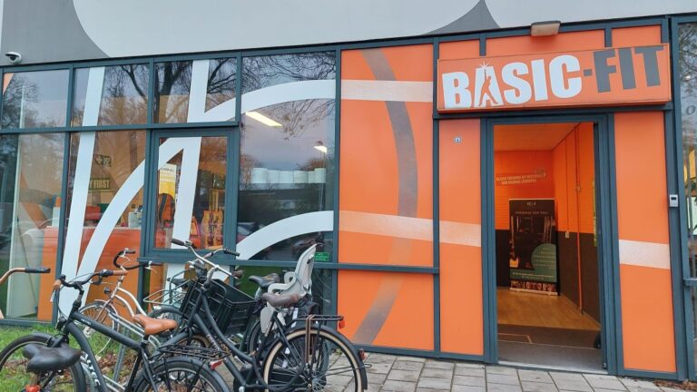 Basic-Fit Zaandam Martin Luther Kingweg 24/7