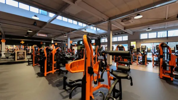 Afbeelding van sportschool Basic-Fit Valkenswaard Handwerkstraat 24/7