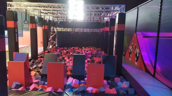 Afbeelding van sportschool Street Jump Heerlen | Indoor Trampolinepark