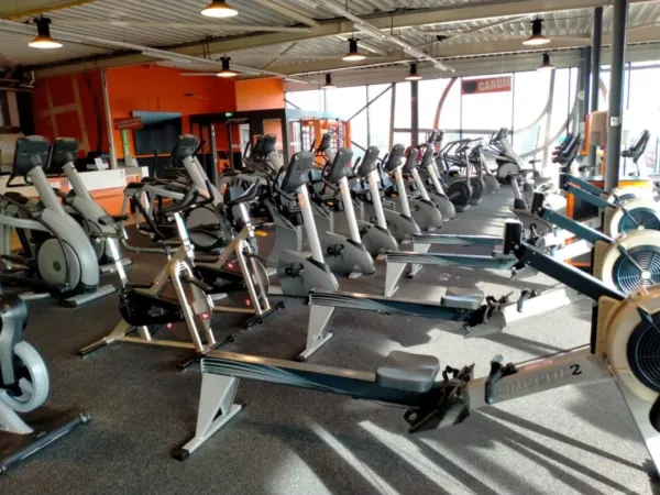 Afbeelding van sportschool Basic-Fit Den Helder Industrieweg 24/7