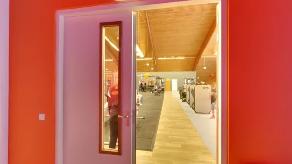 Afbeelding van sportschool Basic-Fit Heerlen Ten Esschen 24/7