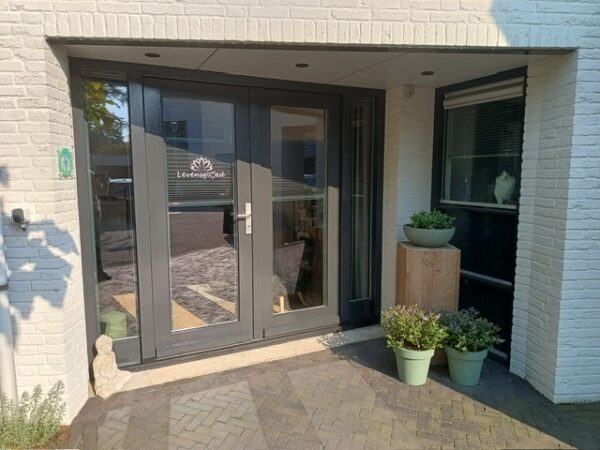 Afbeelding van sportschool Levensgloed Holistische praktijk en Academie voor coaching, systemisch werk, yoga en massagetherapie