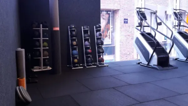 Afbeelding van sportschool Basic-Fit Groningen Westerhaven 24/7