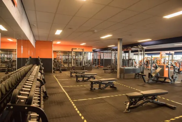 Afbeelding van sportschool Basic-Fit Nuenen Duivendijk 24/7