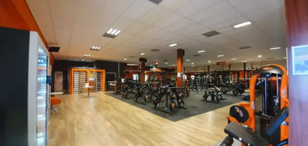 Afbeelding van sportschool Basic-Fit Eindhoven Vijfkamplaan 24/7