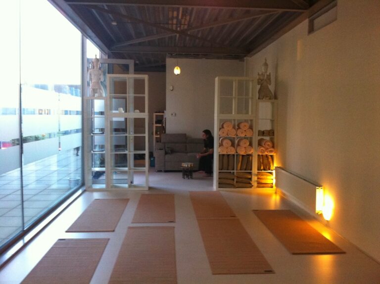 Yoga trainer Eindhoven