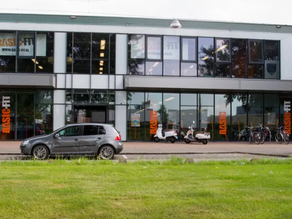 Afbeelding van sportschool Basic-Fit Groningen Protonstraat 24/7