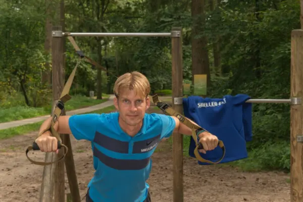 Afbeelding van sportschool Sneller-Fit personal training buiten sporten