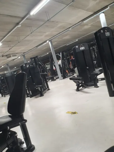 Afbeelding van sportschool 24/7 Fitness centrum Ron Haans | Groningen Peizerweg