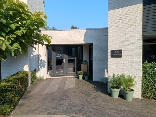Afbeelding van sportschool Levensgloed Holistische praktijk en Academie voor coaching, systemisch werk, yoga en massagetherapie