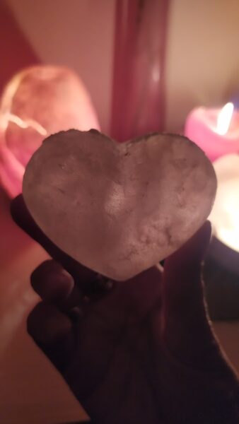 Afbeelding van sportschool Sacred Heart Yogales massage & healing Leiden Merenwijk