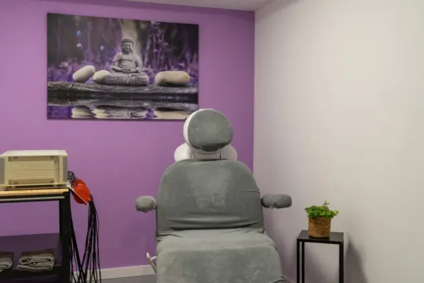 Afbeelding van sportschool Bij Mirella | Pedicure | Gezond afvallen | Bewegingsstudio