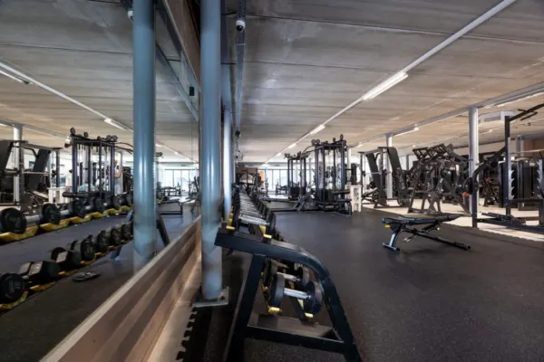 Afbeelding van sportschool 24/7 Fitness centrum Ron Haans | Groningen Peizerweg