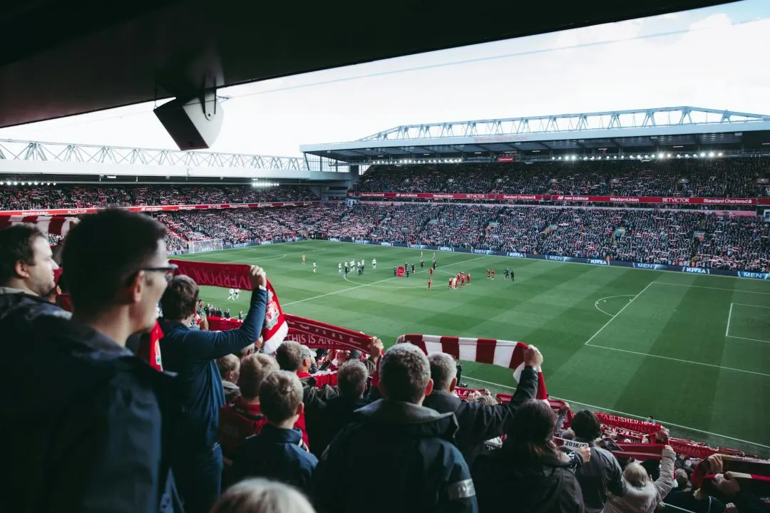 De magie van live sport: waarom een stadionbezoek onmisbaar is